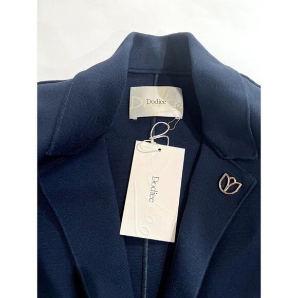 Dodiee Iman Knit Blazer in Navy Blue - Picture 5 of 7